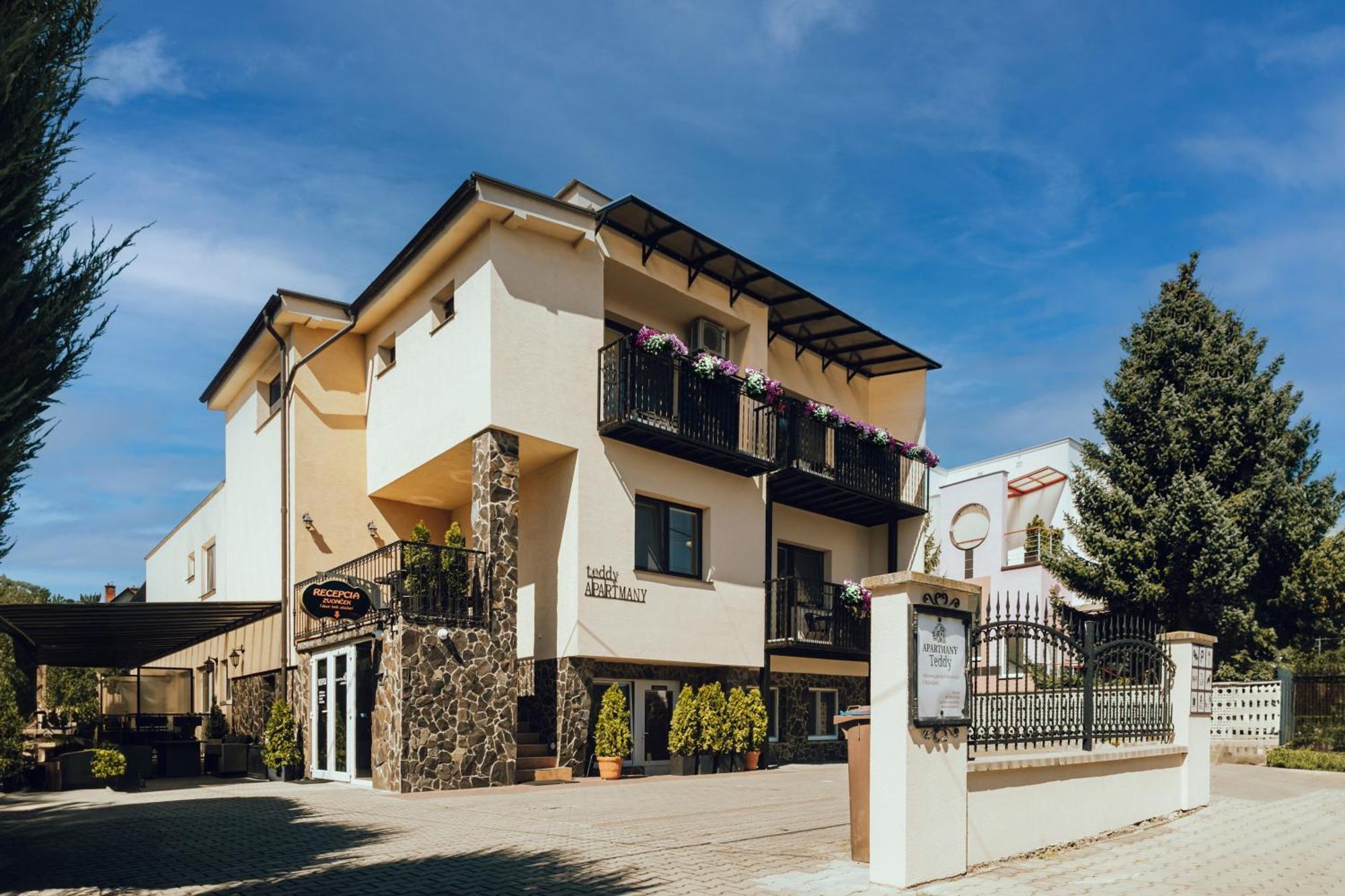 Apartmany Teddy บอยนิตแซ ภายนอก รูปภาพ
